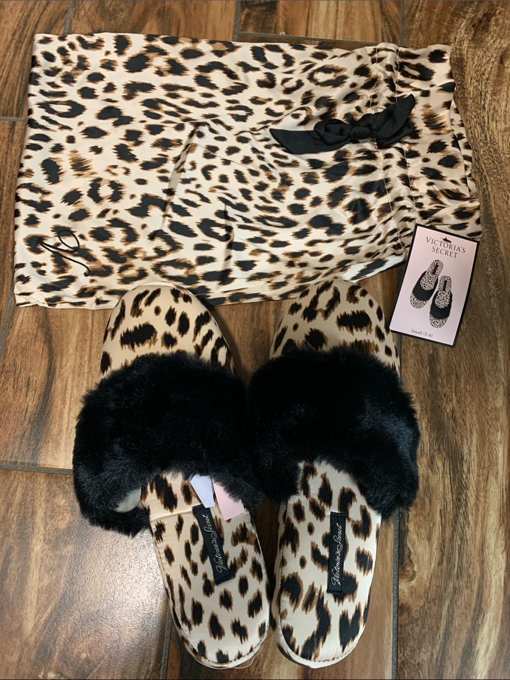 Victoria's Secret | Sz 5/6 small leopard print slippers - new with tags